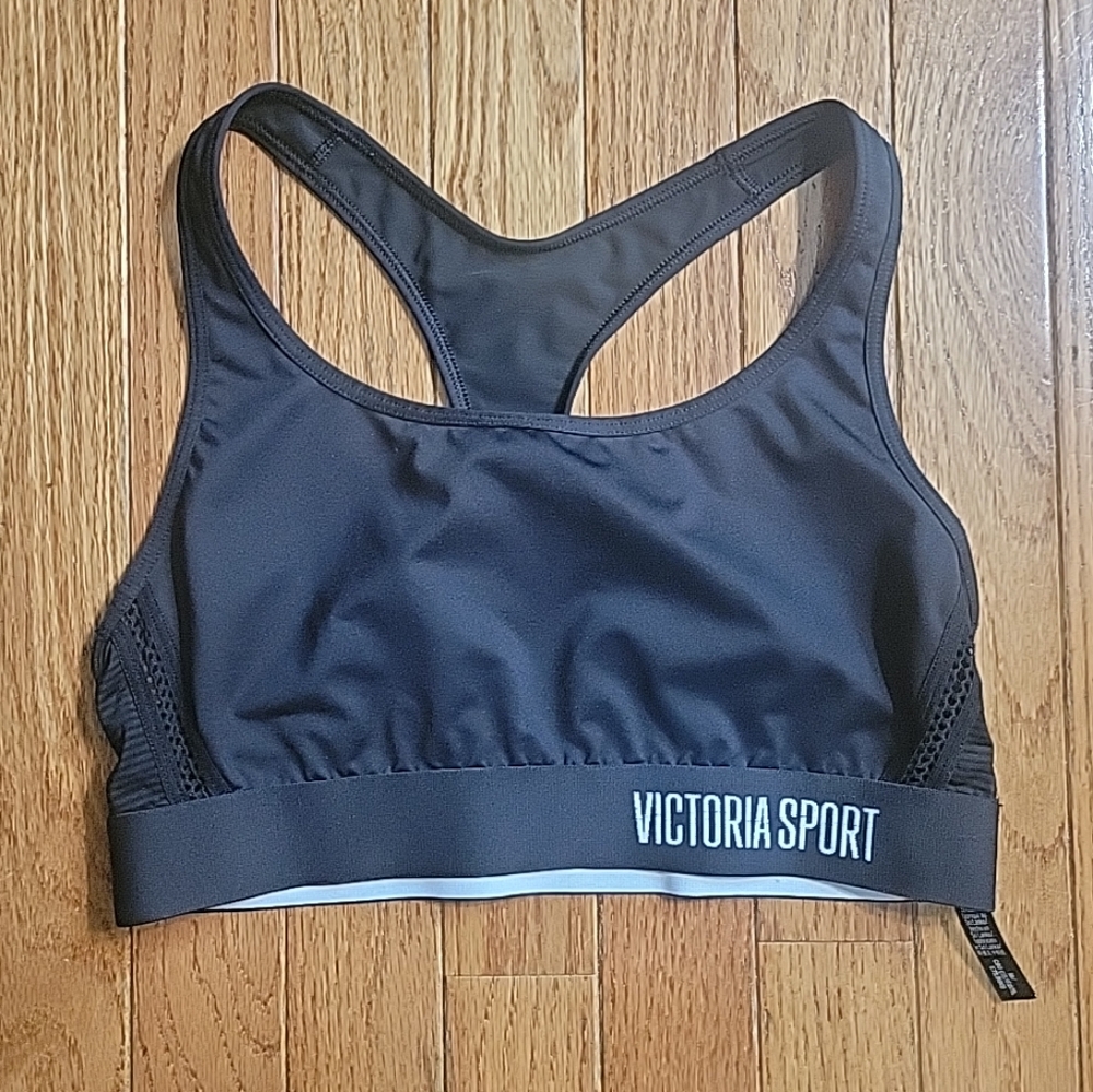 Victoria's secret "The player" victoria sport bra size medium racerback